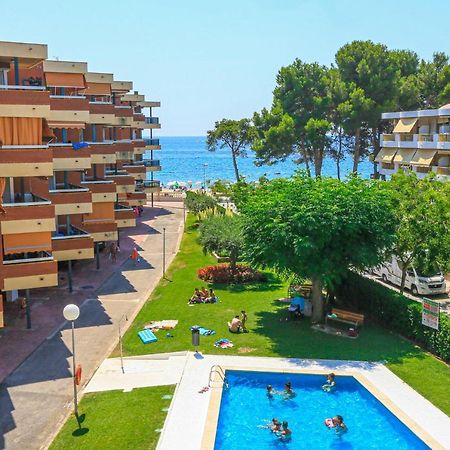 Апартаменты Mas D'En Gran - Only Families Камбрильс Экстерьер фото